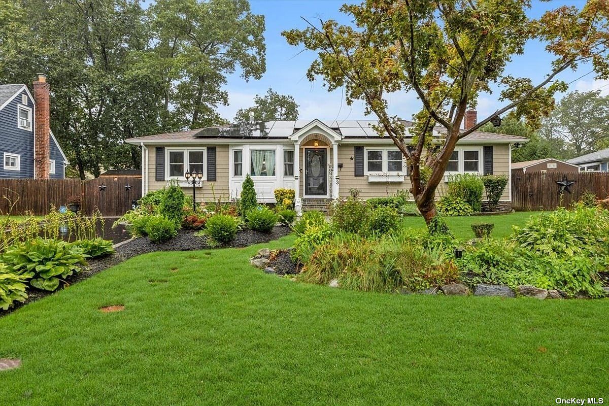 3 Chauser Drive, Greenlawn, NY 11740 Zillow