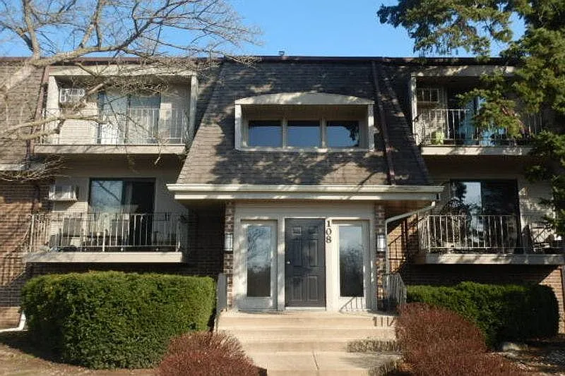 108 E Bailey Rd photo 1