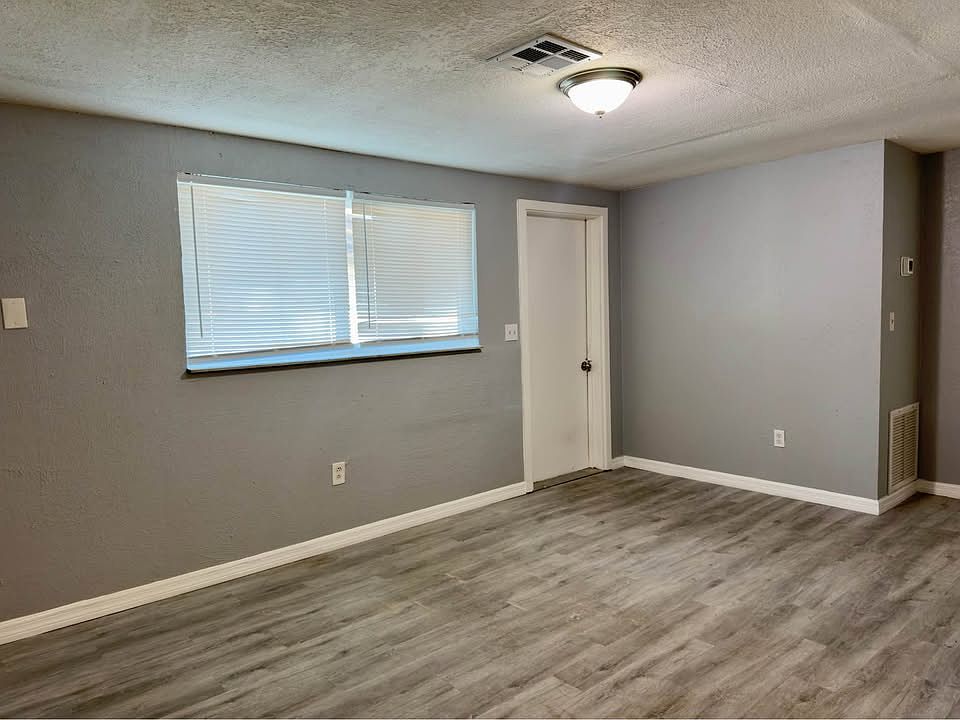1st image of 2576 42nd Ave N APT A