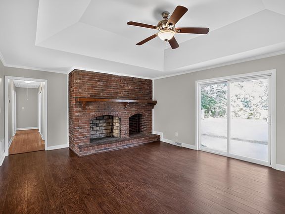 3rd image of 308 Garrett St