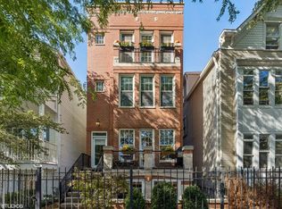 3714 N Greenview Ave, Chicago, IL 60613