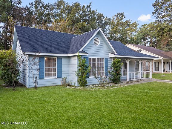 2nd image of 3309 Neptune Dr