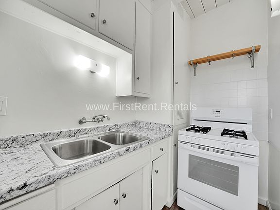 4th image of 1278 Robinson Ave #9