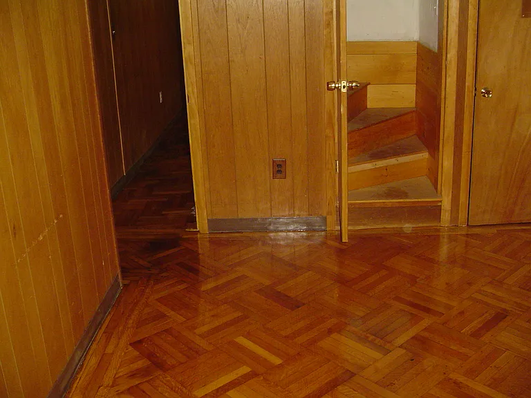 21 Havre St — Photo 8