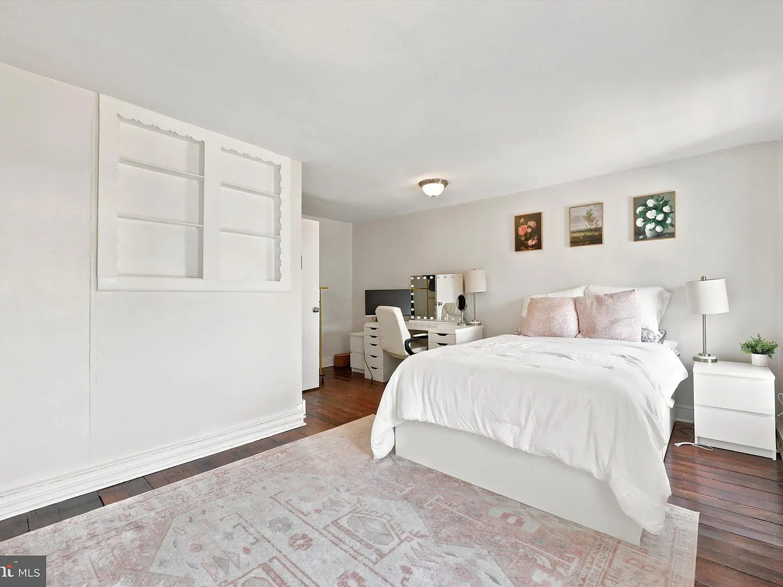 4 bed, 2.0 bath, 1704 sqft, $2,800 — Photo 3