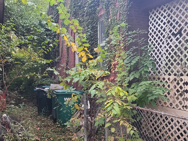1908 N Union St — Photo 31