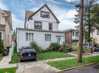 15427 11th Ave, Whitestone, NY 11357