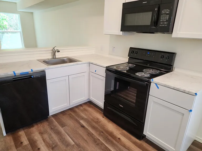 350 Debus St #204A — Photo 11