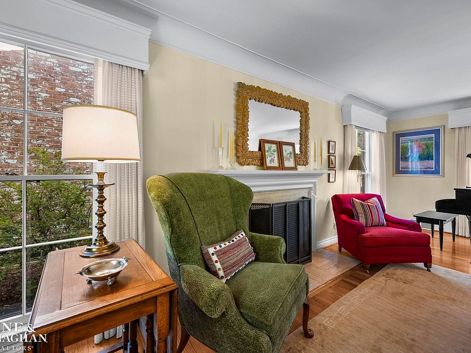 332 Kercheval Ave, photo 8