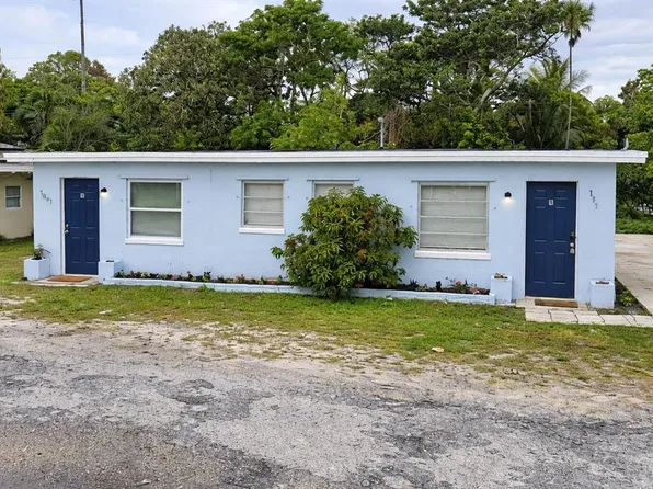 7871 Terrace Rd, Lake Worth, FL 33462