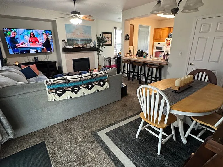 3300 N Tilden St — Photo 22