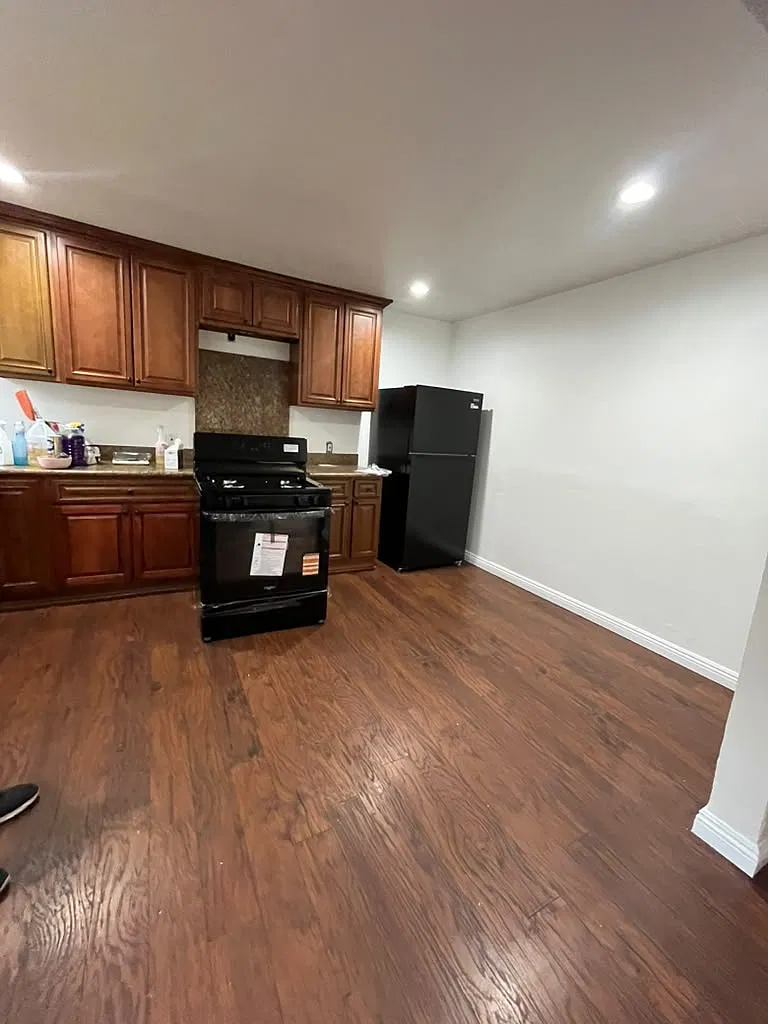 3 bed, 1500 sqft, $3,530 — Photo 3
