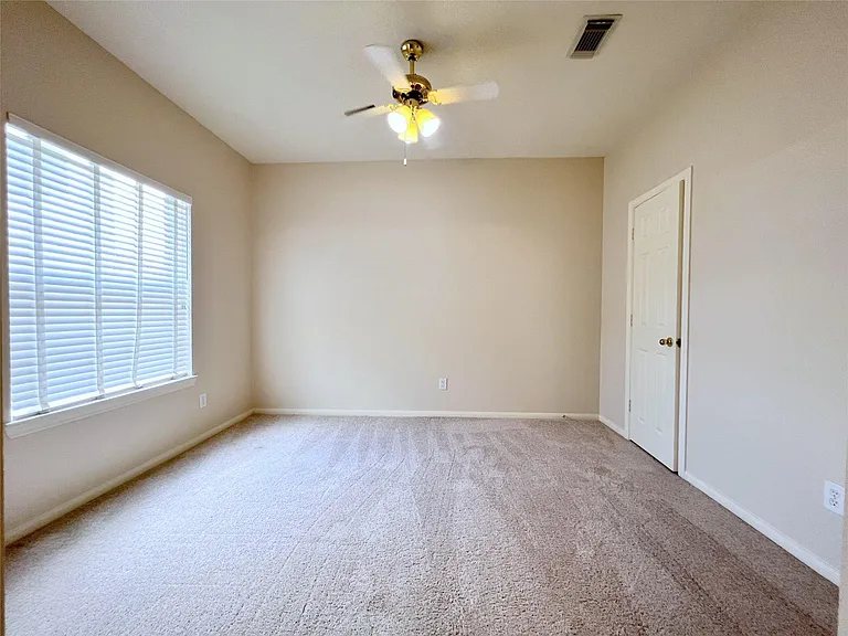 4723 Silverlake Dr — Photo 20