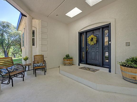 4th image of 3716 Murphy Ranch Rd