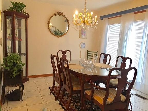 5th image of 1641 Stone Mansion Dr