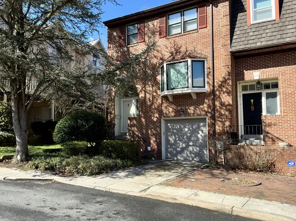 31 Rockford Rd, Wilmington, DE 19806