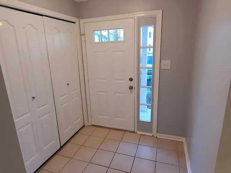4765 Greenlaw Dr — Photo 19