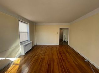 25-20 30th Rd #4L, Astoria, NY 11102