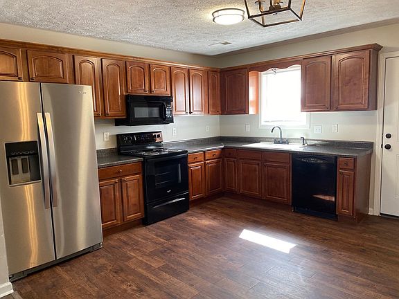 2nd image of 107 Brueington Dr