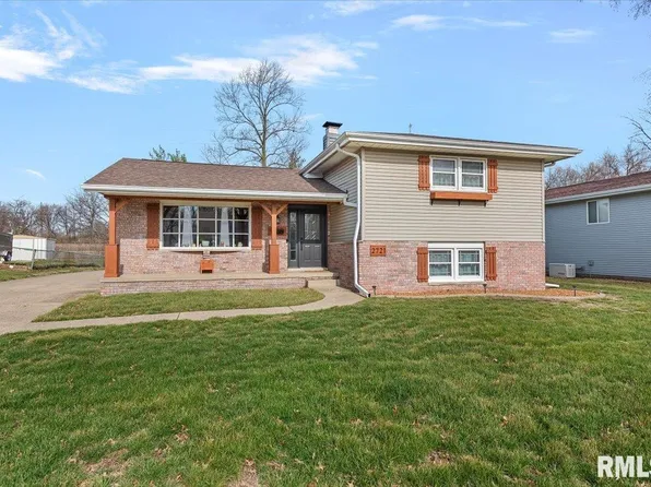 2721 Delaware Dr, Springfield, IL 62702