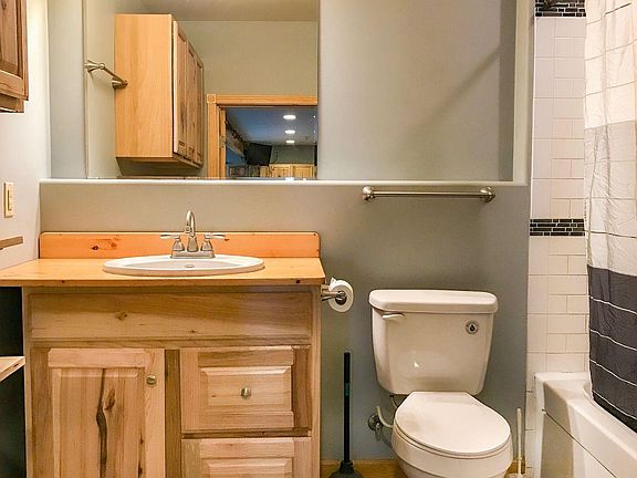 5th image of 1208 Vasi Way #B