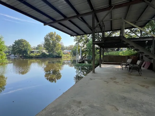 748 Humphries Cove Rd #B, West Pt, MS 39773