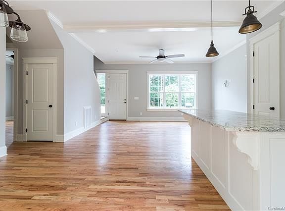 4th image of 202 Ferrell Ave