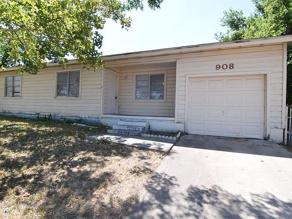 3rd image of 908 S 11th St