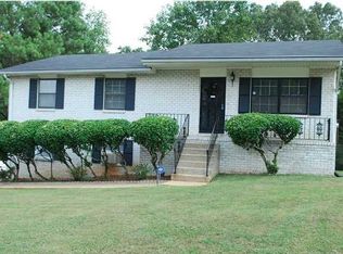 2417 Meade Cir, Chattanooga, TN 37406