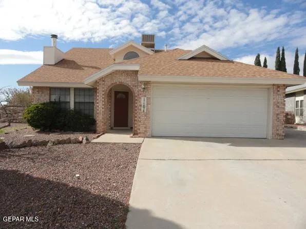 1101 Sun Shadow Dr, El Paso, TX 79912
