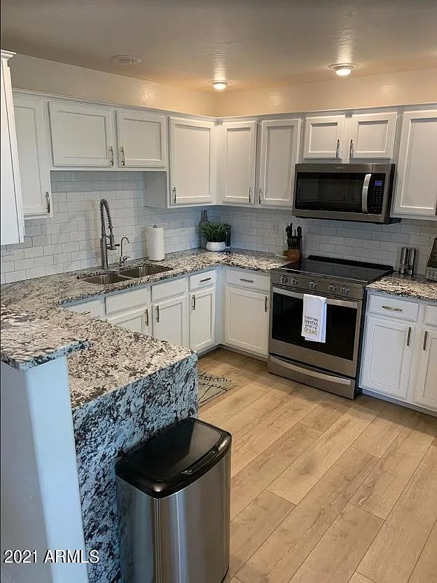3 bed, 2.0 bath, 1539 sqft, $2,700 — Photo 1