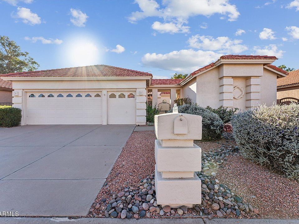 1st image of 25648 S BUTTONWOOD Drive