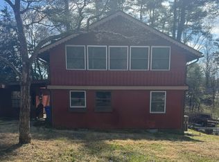 1065 Mountain View St, Hendersonville, NC 28739