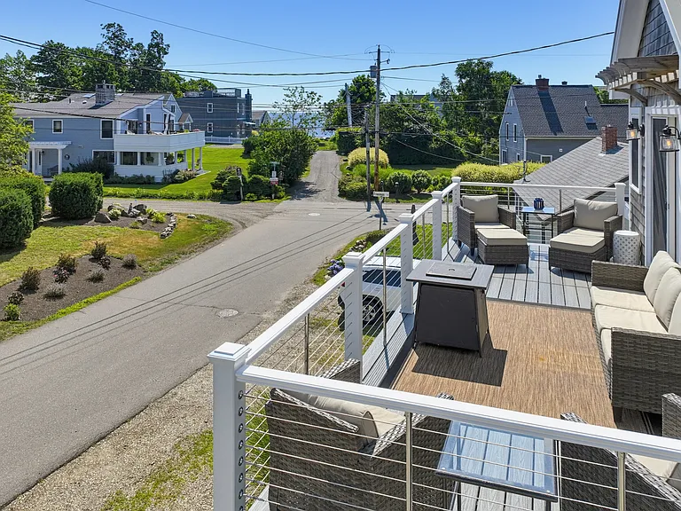 53 Bay Haven Rd — Photo 2