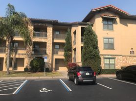 912 Charo Pkwy, Davenport, FL