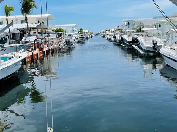 394 Burton Dr, Tavernier, FL 33070