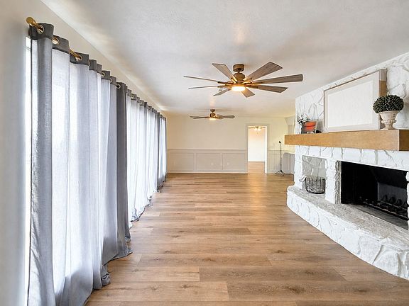 4th image of 387 Indian Hill Blvd