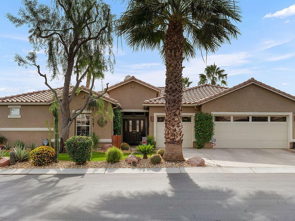 1st image of 80333 Pebble Beach Dr