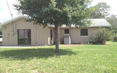 2nd image of 111 Plumosa St