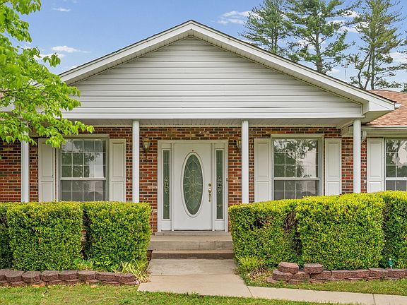 5th image of 2293 Dogwood Ln
