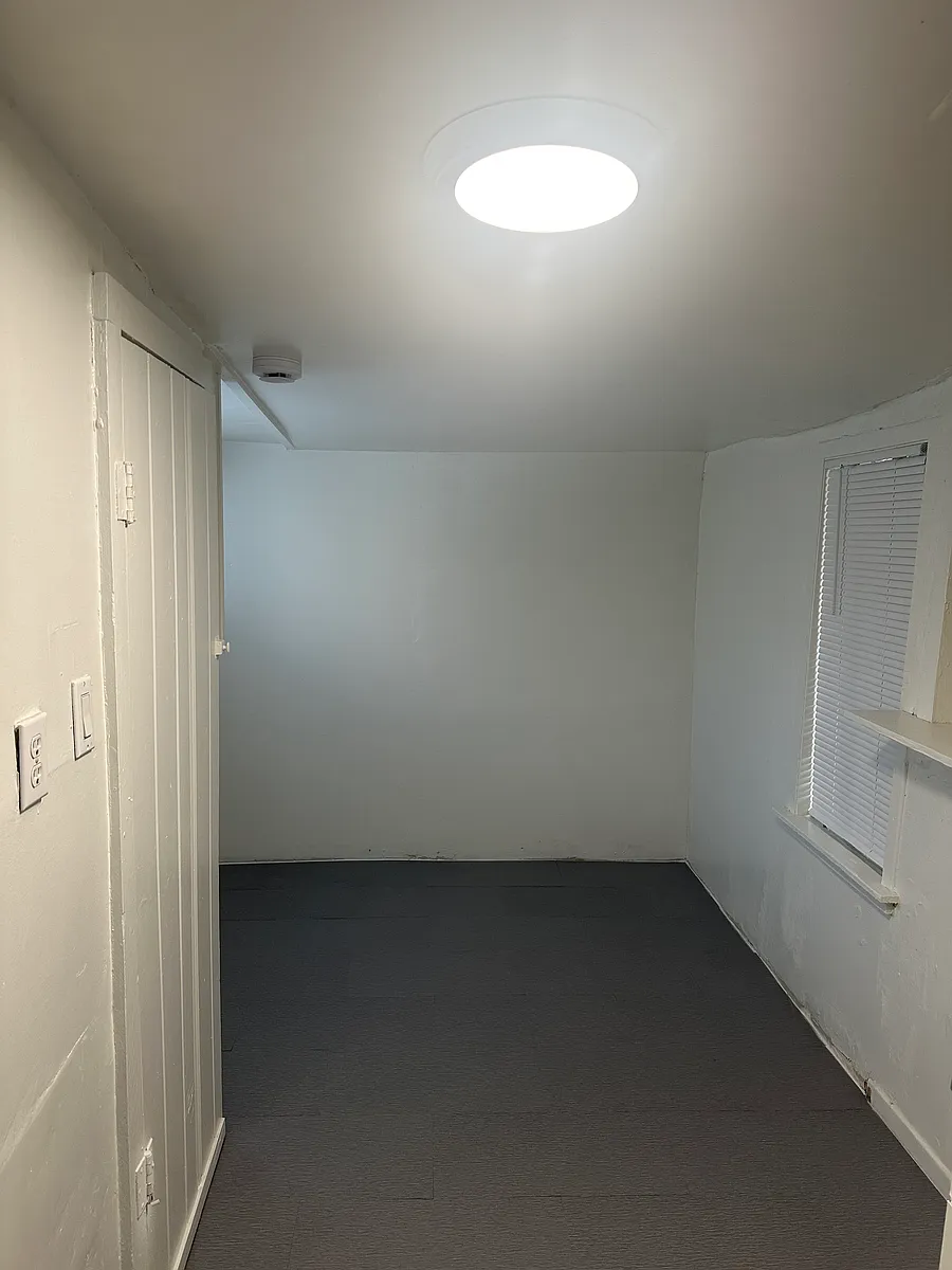 Building Photo - 3918 Velma Ave #6