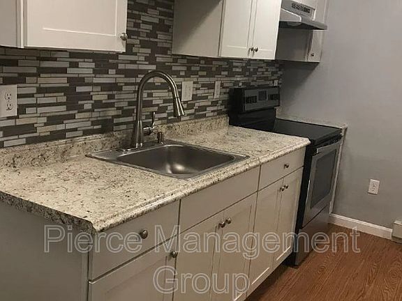 2nd image of 6 Old Chester Rd APT 7