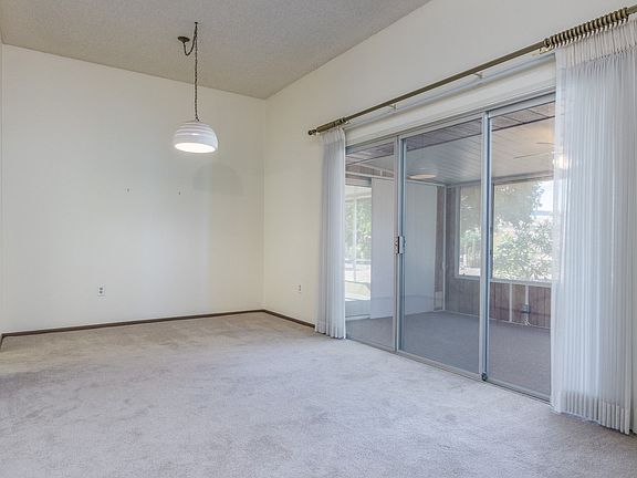 5th image of 10914 W Welk Dr