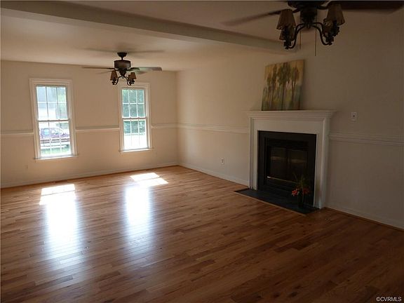 4th image of 8124 Kiwi Ln