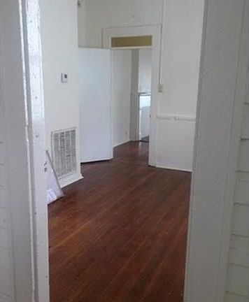 3rd image of 3121 Marais St