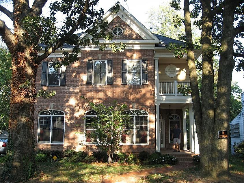 819 N Harrison 