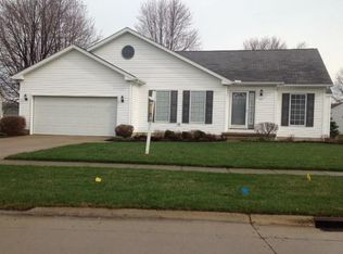 201 Augusta Dr, Elyria, OH 44035