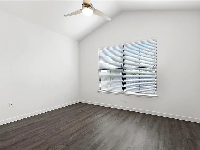 7512 Delafield Ln #A — Photo 10