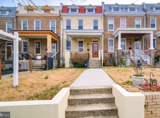 3913 Illinois Ave NW, Washington, DC 20011