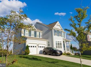 8885 Paddock Ln, Parkville, MD 21234